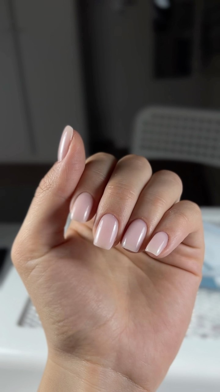 Ukrainian Nails NL манікюр у Bennebroek біля Haarlem