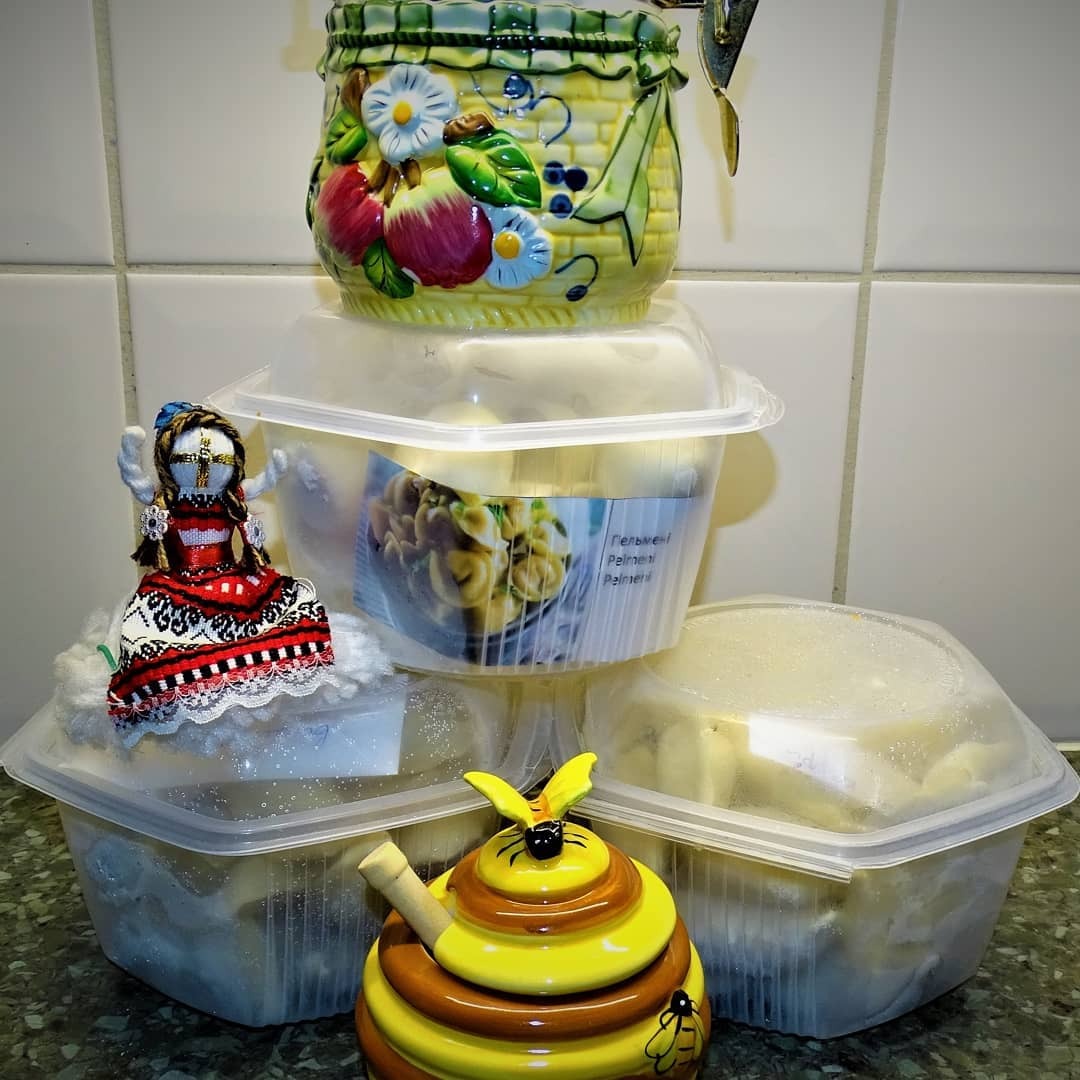 Handmade varenyky з різними начинками