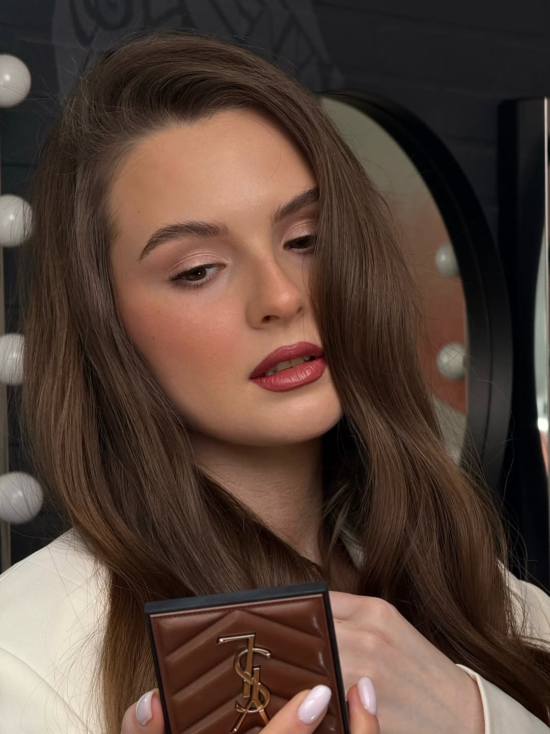 Diana Kochetkova makeup and hair artist в Amsterdam